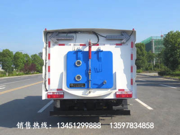 東風多利卡洗掃車（JDF5120TXSE6）（國六）