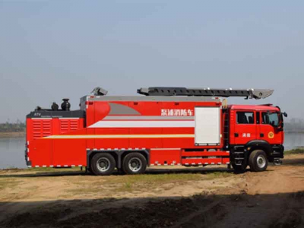 重汽泵浦消防車（遠程供水+水帶敷設）